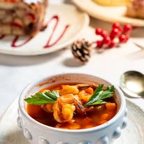 Sopa caliente servida en La Chicharrita